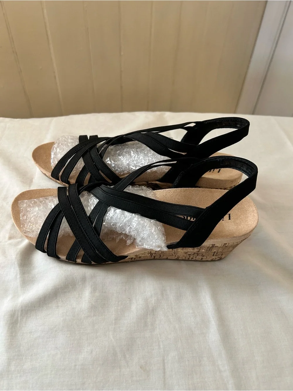 Life Stride Mallory Black Strappy Cork Wedge Sandals Size 8.5 M/NWOT